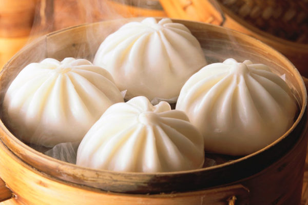 Tại sao khi cho bột nở vào bánh bao, bánh lại trở nên mềm và xốp?. Bách Khoa Tri Thức