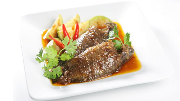 Cá rô kho dưa hường. 100 Món ngon cùng Vua đầu bếp Christine Hà - Công thức nấu ăn