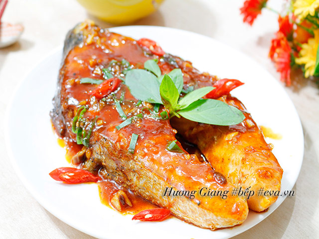 Cá hồi xốt chua ngọt. Món ăn truyền thống Việt Nam - Công thức nấu ăn