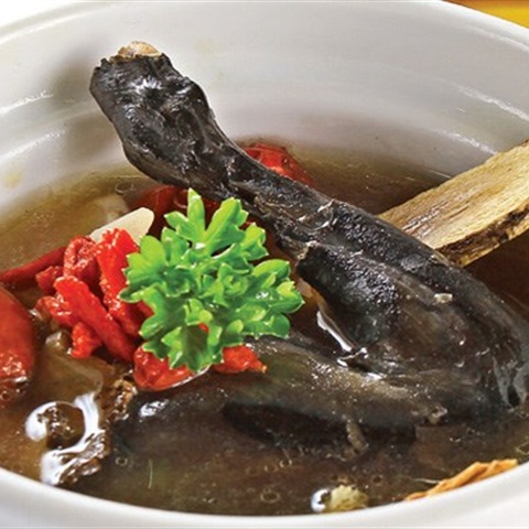 Gà ác tiềm thuốc bắc. Món ăn truyền thống Việt Nam - Công thức nấu ăn