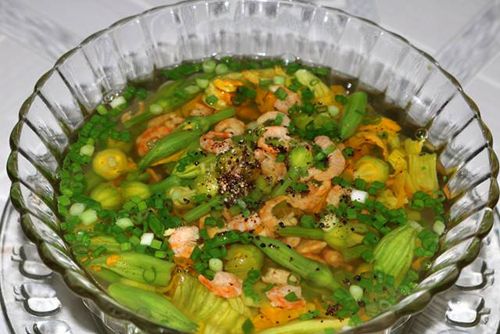 Hoa bí nở. Món ăn truyền thống Việt Nam - Công thức nấu ăn