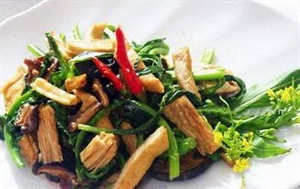 Hoa cải xào nấm, chao. Món ăn truyền thống Việt Nam - Công thức nấu ăn