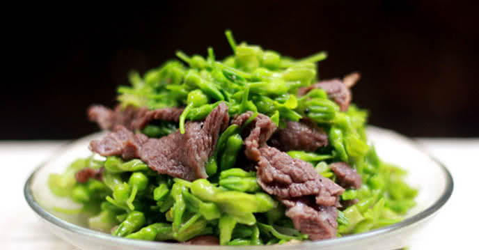 Hoa lý xào thịt bò. Món ăn truyền thống Việt Nam - Công thức nấu ăn