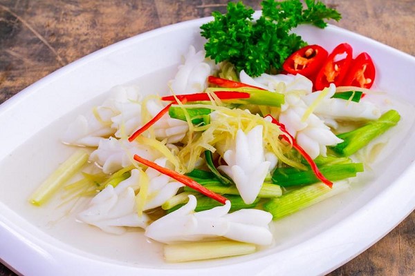 Mực hấp gừng. Món ăn truyền thống Việt Nam - Công thức nấu ăn