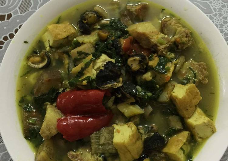 Ốc nhồi nấu chuối. Món ăn truyền thống Việt Nam - Công thức nấu ăn
