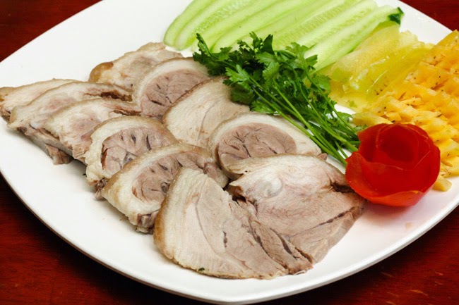 Thịt luộc giầm tương. Món ăn truyền thống Việt Nam - Công thức nấu ăn